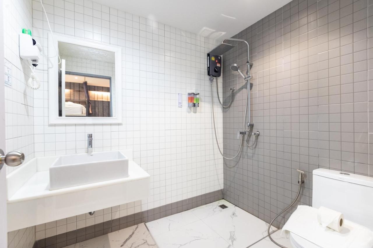 Baan Kun Mhor Hostel บ้านคุณหมอโฮสเทล Bangkok Exteriér fotografie