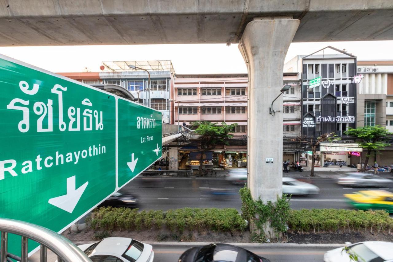 Baan Kun Mhor Hostel บ้านคุณหมอโฮสเทล Bangkok Exteriér fotografie