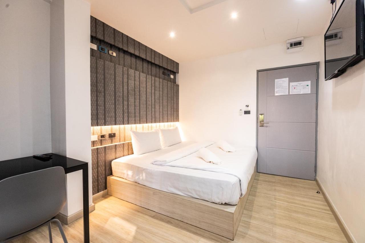 Baan Kun Mhor Hostel บ้านคุณหมอโฮสเทล Bangkok Exteriér fotografie